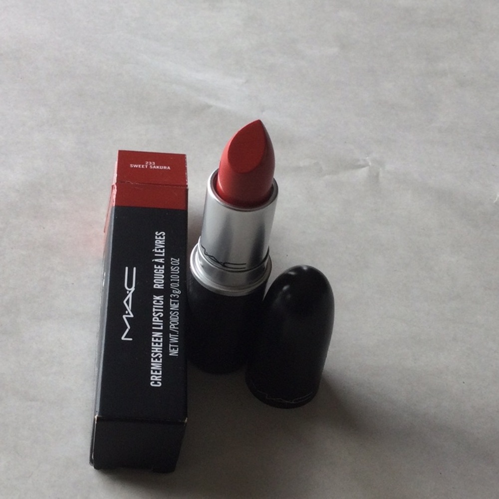 M.A.C Lipstick Sweet Sakura #233 Full Size NIB! - Picture 2 of 5